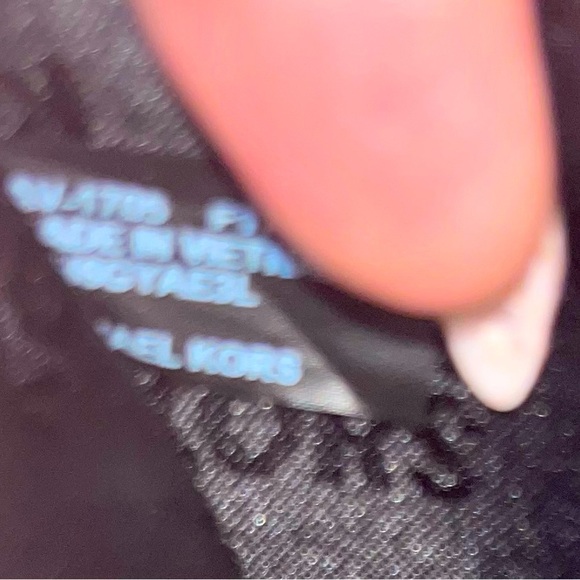 Michael Kors Jet Set Travel Carryall Saffiano Leather Wallet, Black - Picture 10 of 11